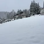 Am Knittenberg 3*