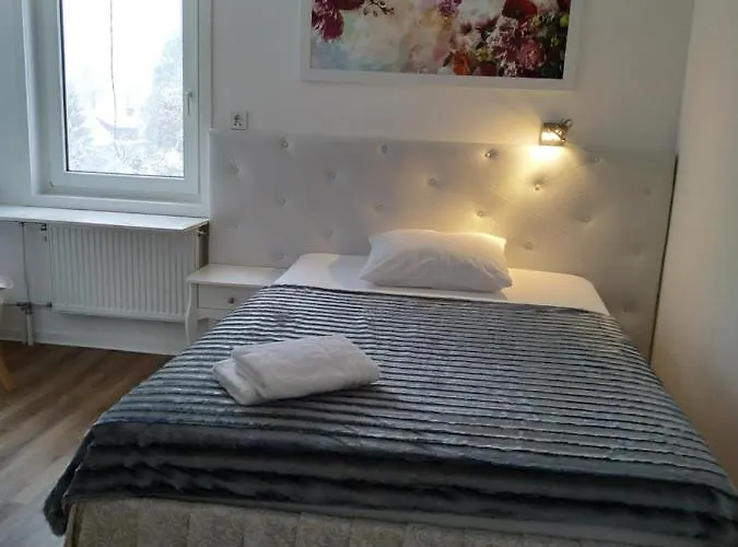 Pensjonat Am Knittenberg 3*